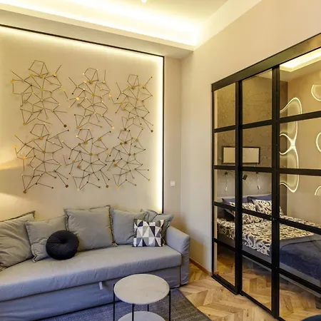 E13 Design Studio With A/c *